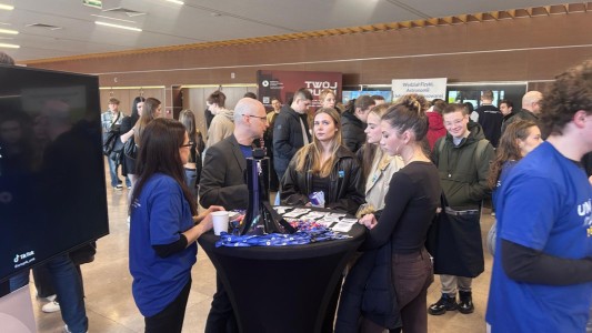 Click to zoom the picture.